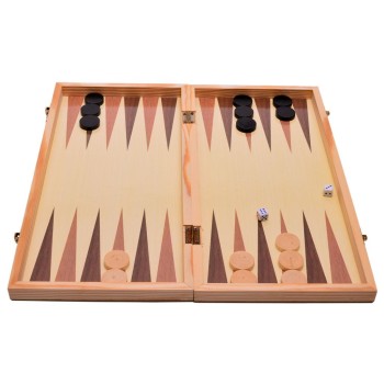 Комплект шах и табла в красива дървена кутия 