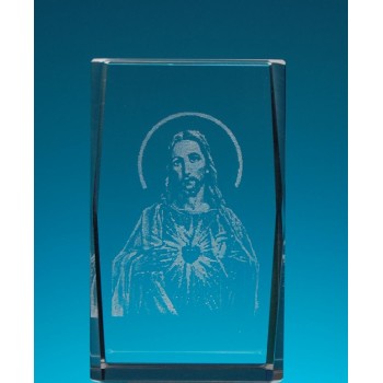 Безцветен стъклен куб с триизмерно гравиран Исус Христос с ореол