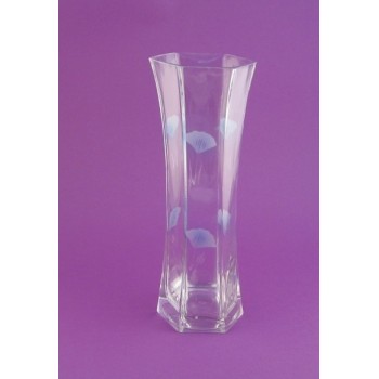 Красива стъклена ваза с разчупена форма, рисувани мотиви - цветя