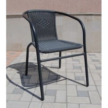 Плетен стол с метална конструкция