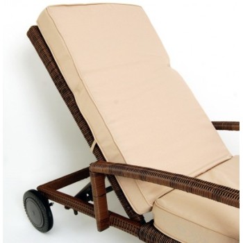 Подвижна лежанка с плетена рамка - PVC ратан и възглавници