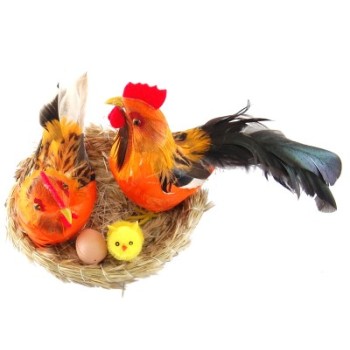 Декоративна фигурка - кокошка и петел в гнездо с едно яйце