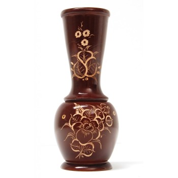 Красива декоративна дървена ваза