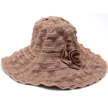 Красива дамска плетена шапка с периферия