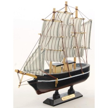 Сувенирен кораб-макет на декоративна дървена поставка