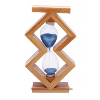 Декоративен пясъчен часовник с цветен пясък, в нестандартна дървена рамка