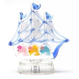 Красива стъклена фигурка - стъклен кораб с три делфина в основата