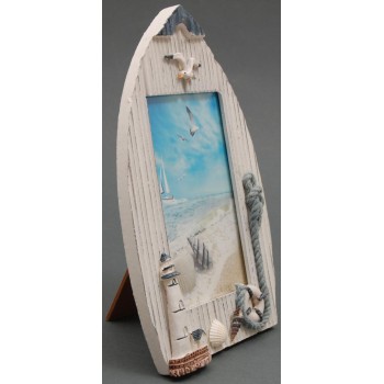 Декоративна дървена рамка за снимки - лодка декорирана с фар и пояс
