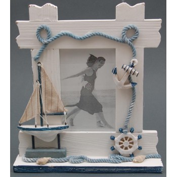 Декоративна дървена рамка за снимки, красиво декорирана с морски елементи