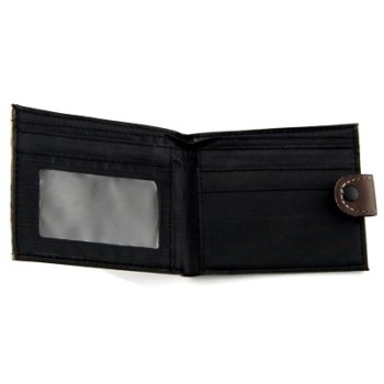 Елегантен  мъжки портфейл от еко кожа с декоративна щампа