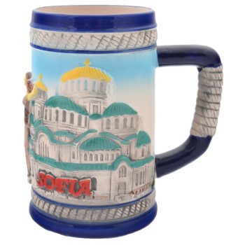 Сувенирна чаша порцелан с релефни забележителности от София