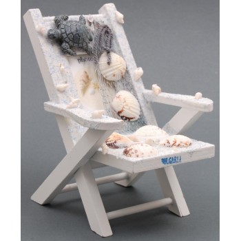 Декоративна дървена рамка за снимка във формата на плажен стол, декорирана с миди, рапани и декоративна фигурка
