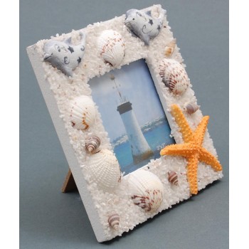 Декоративна дървена рамка за снимка декорирана с морски  мотиви