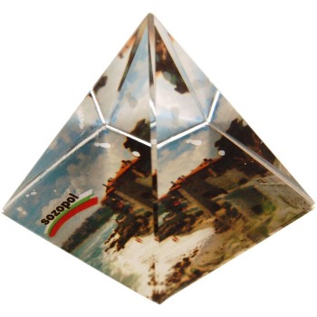 Сувенирна стъклена пирамида отразяваща - крепостна стена Созопол