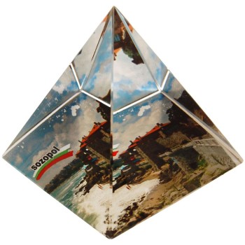 Сувенирна стъклена пирамида отразяваща - крепостна стена Созопол