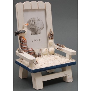 Декоративна дървена рамка за снимки - ретро столче декорирано с чайка, миди и рапани