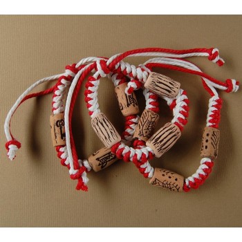 Мартеница плетена гривна с орнаменти керамика