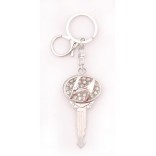 Ключодържател във формата на ключ с емблема на Hyundai, декориран с бели камъни