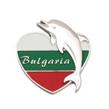 Сувенирна магнитна фигурка във формата на сърце с делфин - цветовете на българския трикольор