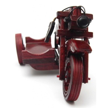 Сувенир от дърво - мотор с кош за поставяне на вина