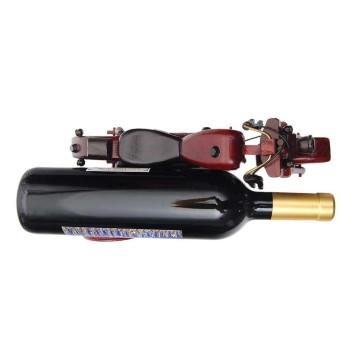 Сувенир от дърво - мотор с кош за поставяне на вина