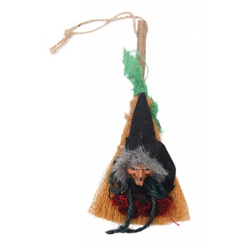 Сувенирна метличка с декоративна глава на Баба Яга