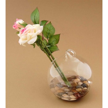 Декоративно цвете в поставка - стъклена колба с камъчета