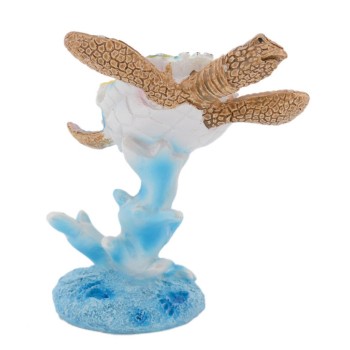 Сувенирна фигурка във формата на костенурка с малкото си върху корал - морски мотиви