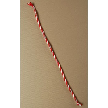 Мартеница - връзка усукани копринени конци в бяло и червено - 20см