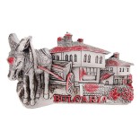 Сувенирна магнитна фигурка - магаре с каручка и стари български къщи
