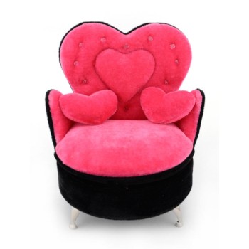 Кутия за бижута - фотьол с възглавнички във формата на сърца