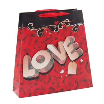 Валентинска подаръчна торбичка с 3D елемент и брокат