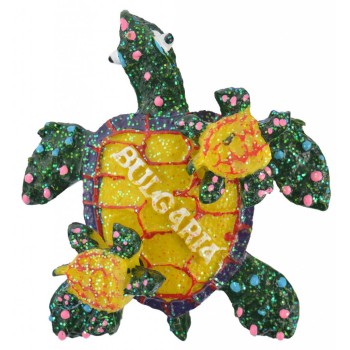 Сувенирна магнитна фигурка във формата на костенурка с две малки костенурчета с надпис - България