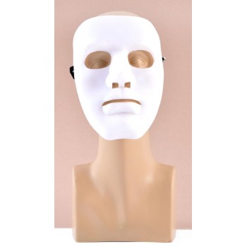Бяла карнавална маска, изработена от PVC материал