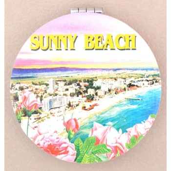Сувенирно джобно огледало със закопчалка, декорирано с изглед на плажната ивица и хотели от Слънчев бряг