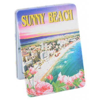 Сувенирно джобно огледало, декорирано с изглед на плажната ивица и хотели от Слънчев бряг