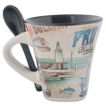 Сувенирна керамична чаша с лъжичка - изглед от Приморско и морски мотиви