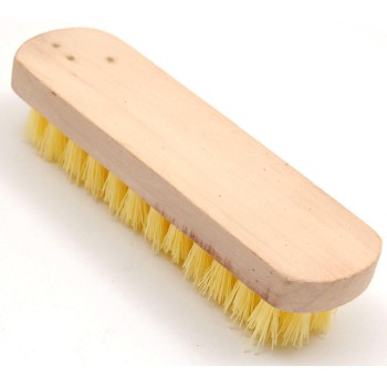 Домакински прибор - четка за почистване на дрехи с дървена дръжка и мек PVC косъм