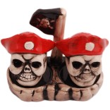Забавни декоративни солнички във формата на пирати с поставка