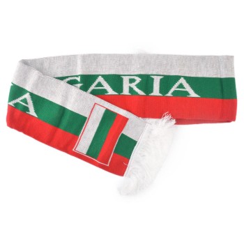 Двулицев шал с цветовете на българския трикольор с бели ресни