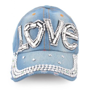 Спортна лятна шапка от дънков плат с козирка, декорирана с надпис LOVE и бели камъни