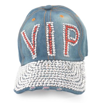 Спортна лятна шапка с козирка, декорирана с надпис VIP и цветни камъни