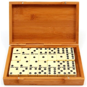 Класическо домино с 28 броя плочки в компактно куфарче от банбук