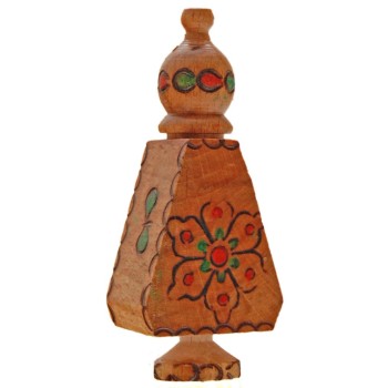 Дървена българска бъкличка в триъгълна форма с пирографирани цветни декорации
