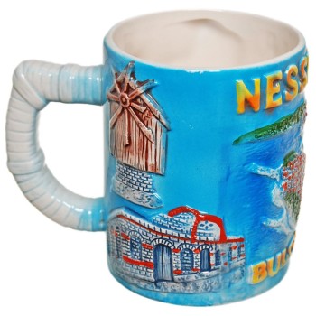 Сувенирна чаша порцелан с релефни забележителности от Несебър