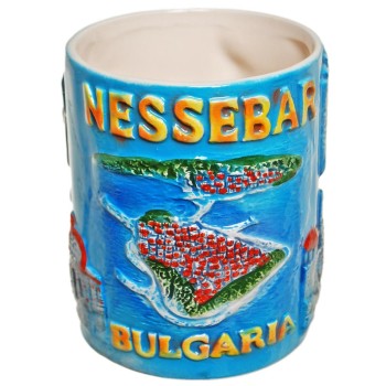 Сувенирна чаша порцелан с релефни забележителности от Несебър