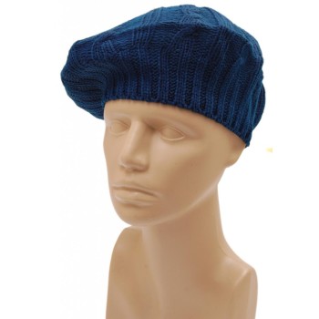 Зимна шапка тип барета - плетена