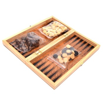 Комплект шах и табла в красива дървена кутия с размери - 48х48 см