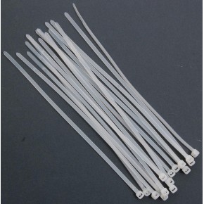 Свински (миши) опашки PVC - 3