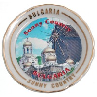 Сувенирна порцеланова чинийка с магнит